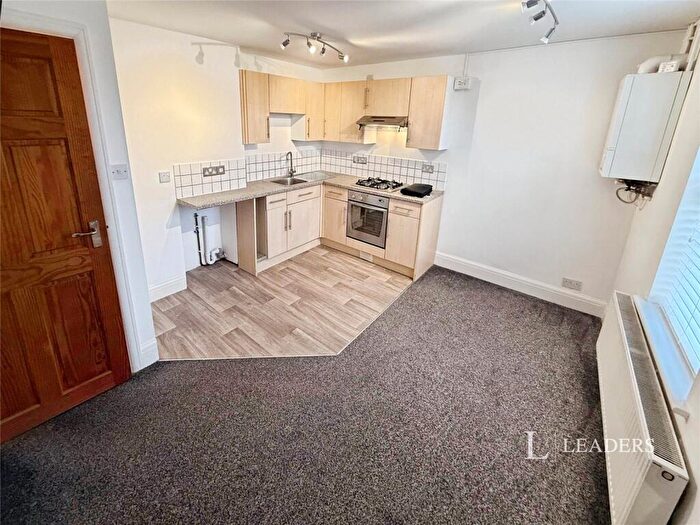 2 Bedroom Flat To Rent In Meadowgate, Bourne, PE10