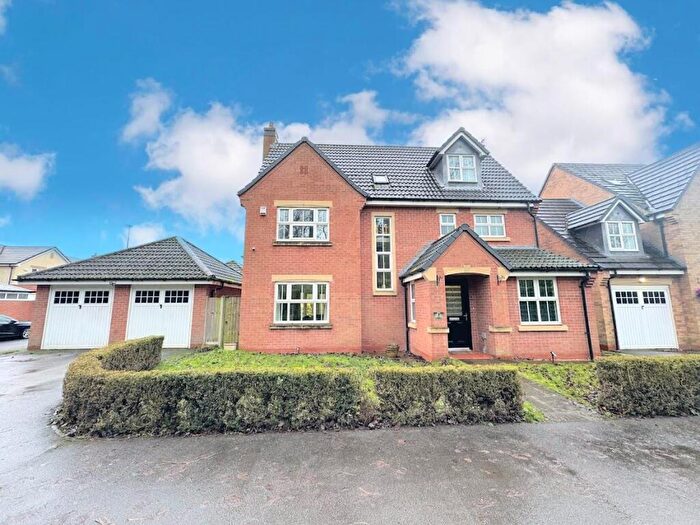 5 Bedroom Detached House For Sale In Hamlet Court, Chellaston, Derby, DE73