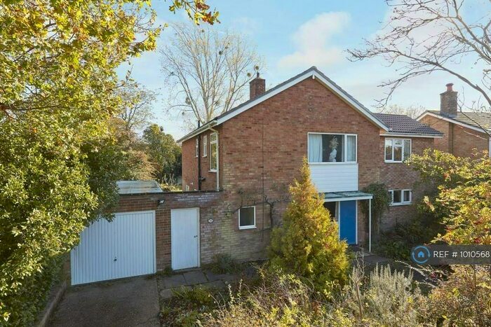 4 Bedroom Detached House To Rent In Topcliffe Way, Cambridge, CB1