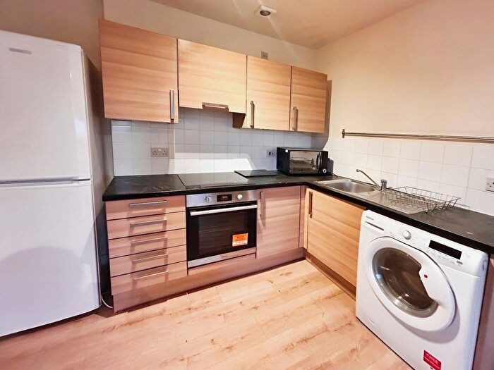 1 Bedroom Flat To Rent In The Exchange, Dickenson Road, M14