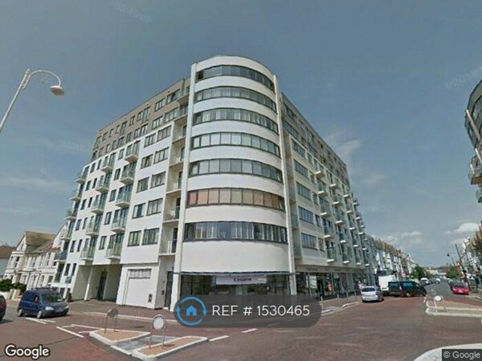 2 Bedroom Flat To Rent In The Landmark, Bexhill-On-Sea, TN39