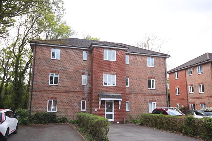 2 Bedroom Apartment To Rent In Caraway, Whiteley, Fareham, PO15