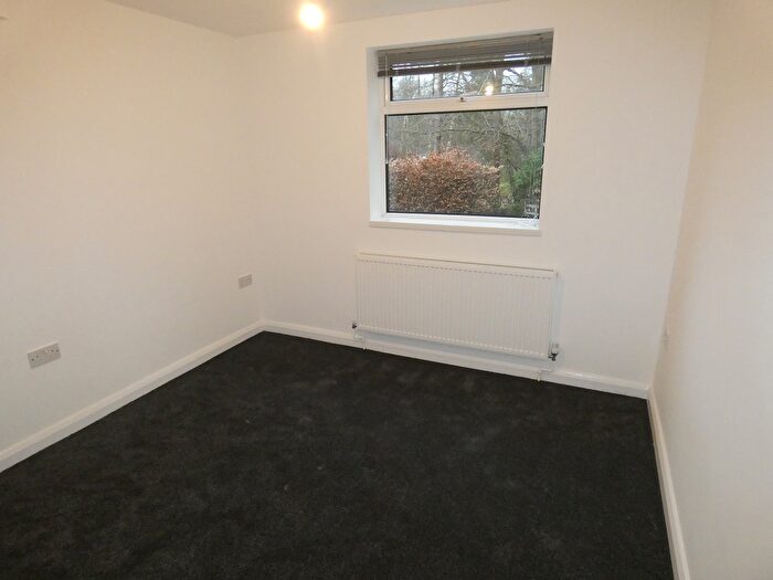 1 Bedroom Flat To Rent In Orchard, St Johns, GU21