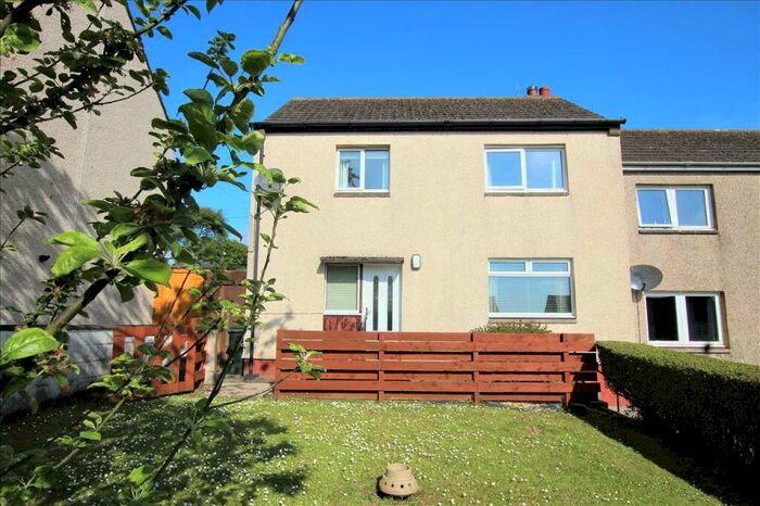 3 Bedroom Semi-Detached House For Sale In Calton Avenue, Campbeltown, PA28