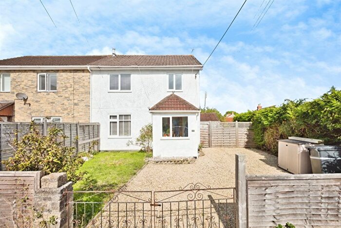 3 Bedroom Semi Detached House For Sale In St. Cleers Way, Somerton, TA11