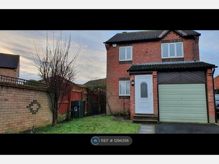 3 Bedroom Detached House To Rent In Eagle Park, Marton-In-Cleveland, Middlesbrough TS8