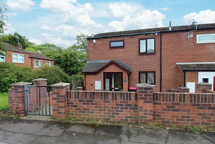 3 Bedroom End Of Terrace House For Sale In Greystones Road, Whiston, Rotherham, S60