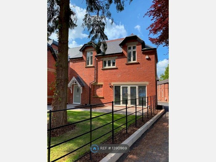 2 Bedroom Detached House To Rent In St Joseph's Place, Malpas, Cheshire, SY14