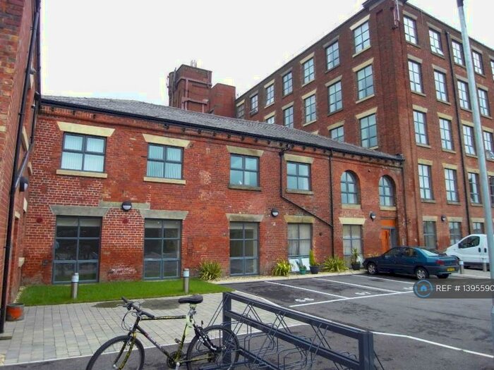 2 Bedroom Flat To Rent In Atlas Mill, Bolton, BL1