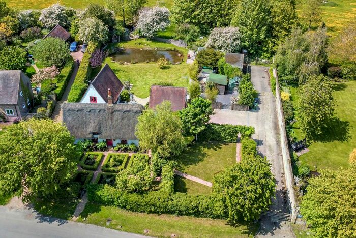 3 Bedroom Cottage For Sale In High Street, Croxton, St. Neots, PE19