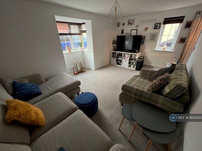 3 Bedroom Detached House To Rent In Pochard Street, Costessey, Norwich, NR8