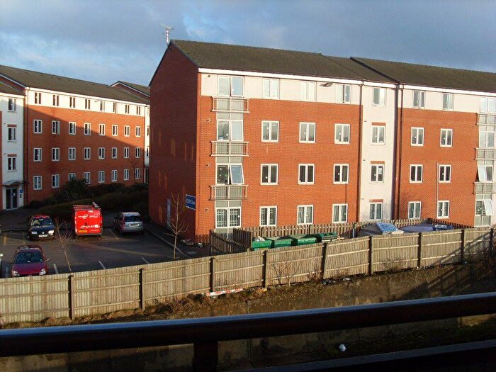 2 Bedroom Flat To Rent In Templars Court, Nottingham, NG7