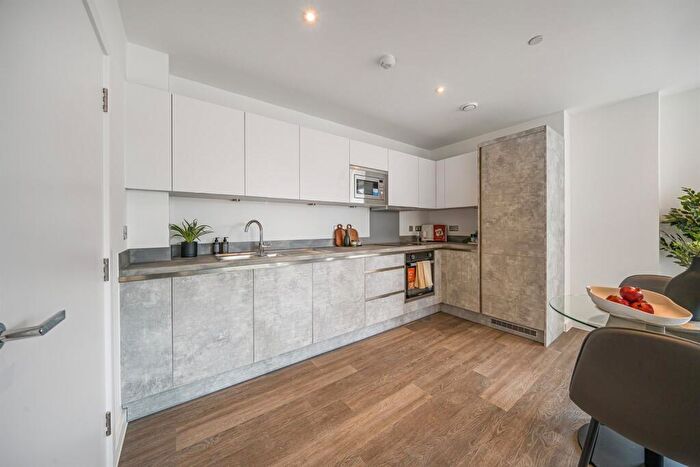 1 Bedroom Apartment To Rent In Bed, Th Floor, Ranger, Verona House In Beam Park, RM9