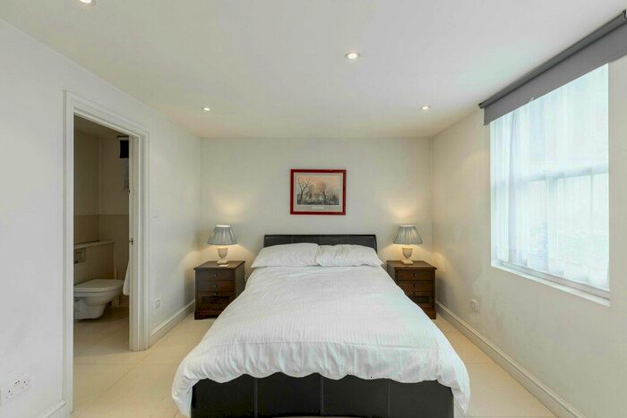 1 Bedroom Property To Rent In Addison Bridge Place, Kensington, W14