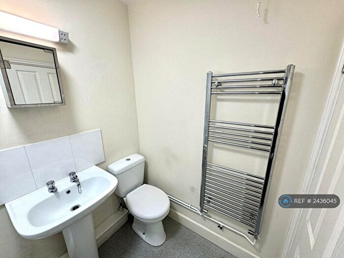 1 Bedroom Flat To Rent In Westgate House, Grantham, NG31