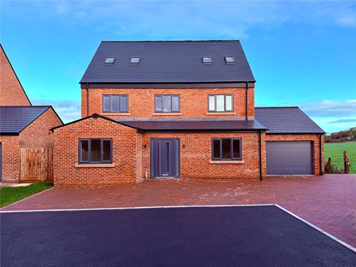 5 Bedroom Detached House For Sale In Crimperland Close, Minsterworth, Gloucester, Gloucestershire, GL2