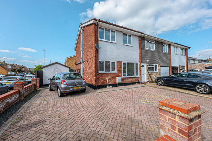 3 Bedroom Semi-Detached House To Rent In Overton Road, Benfleet, SS7
