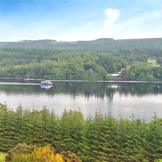 2 Bedroom Cottage For Sale In Inverness, Highland, IV3