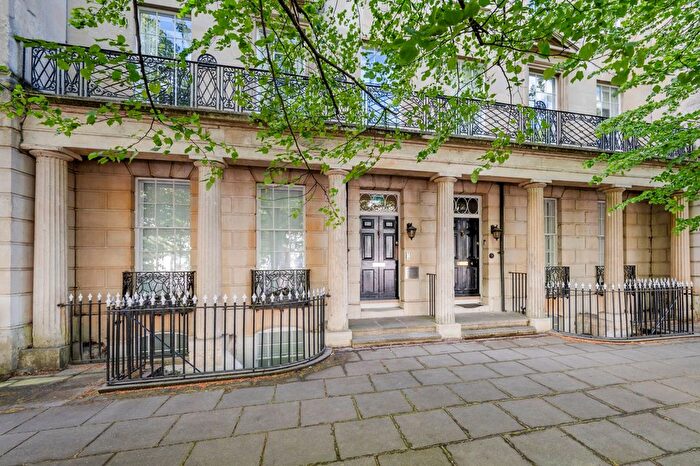 2 Bedroom Flat For Sale In London Road, Reading, RG1