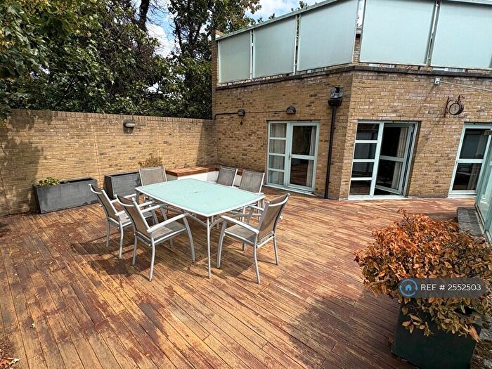 2 Bedroom Flat To Rent In Connexion Building, London, SW11