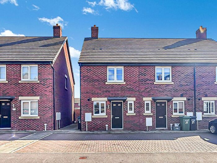 2 Bedroom End Terrace House For Sale In Hunts Grove, Hardwicke, Gloucester, GL2