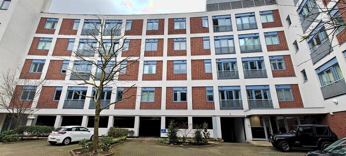 2 Bedroom Flat To Rent In Exchange House, Crouch End, N8