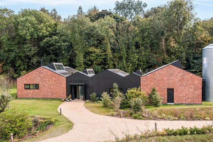 5 Bedroom Detached House For Sale In Birch Grove, Chalfont St. Giles, HP8