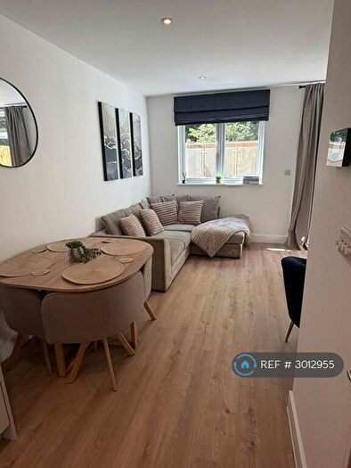 3 Bedroom Terraced House To Rent In Old Lodge Lane, Purley, CR8