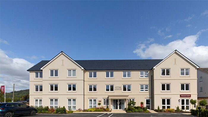 1 Bedroom Apartment For Sale In Silver Street, Honiton, Devon, EX14