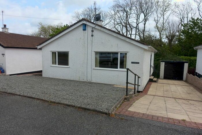2 Bedroom Bungalow To Rent In Benllech, Anglesey, LL74
