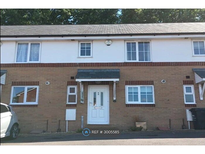 3 Bedroom Terraced House To Rent In Whitevine Close, Yeovil, BA21