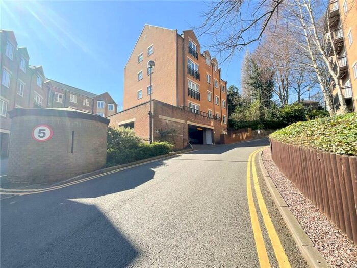 2 Bedroom Apartment To Rent In Caversham Place, Sutton Coldfield, West Midlands, B73