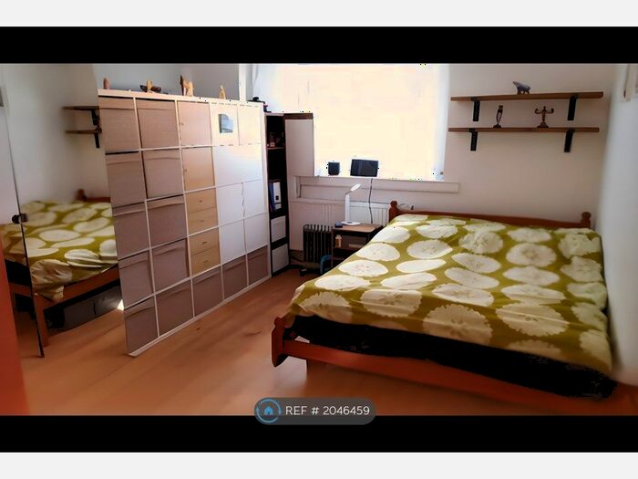 1 Bedroom Flat To Rent In Ascham End, London, E17