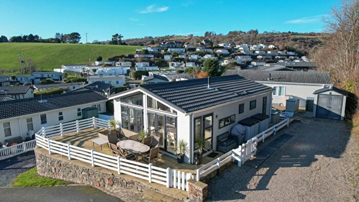 3 Bedroom Park Home For Sale In Abersoch, Pwllheli, LL53