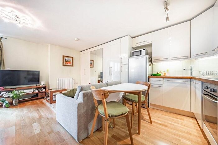 1 Bedroom Studio To Rent In St George Wharf, Vauxhall, SW8