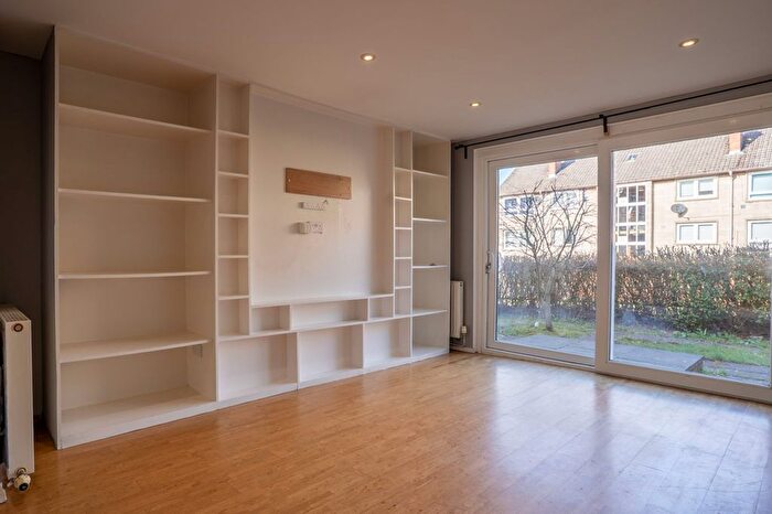 2 Bedroom Flat For Sale In Oxgangs Row, Edinburgh, EH13