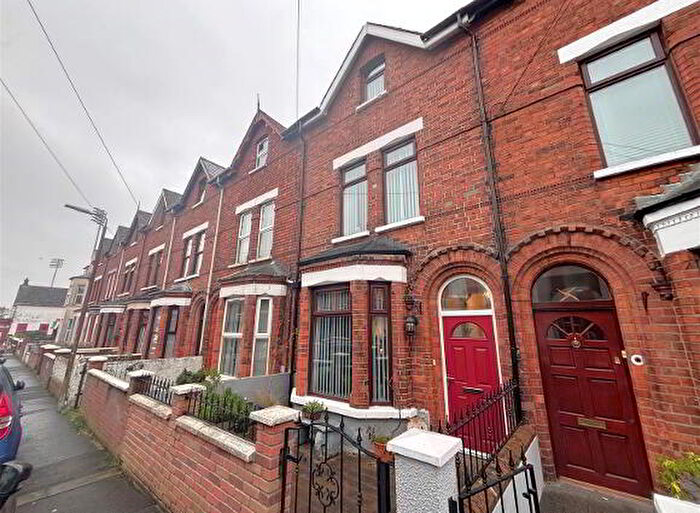 4 Bedroom Terrace House For Sale In Cliftonville Street, Belfast, BT14