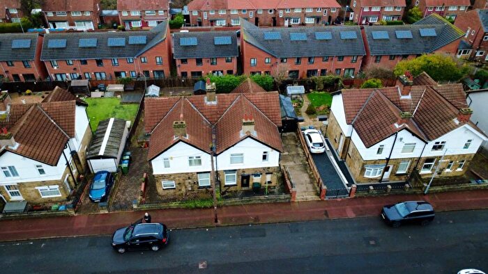 3 Bedroom Semi Detached House For Sale In Highfield Road, Gateshead, Tyne And Wear, NE8