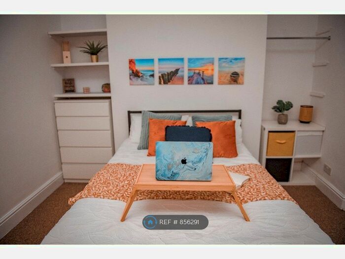 5 Bedroom Terraced House To Rent In Alexandra Terrace, Brynmill, Swansea, SA2