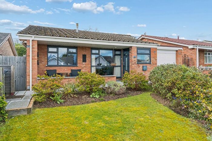 3 Bedroom Detached Bungalow For Sale In Culloden Close, Eaton Ford, St Neots, PE19