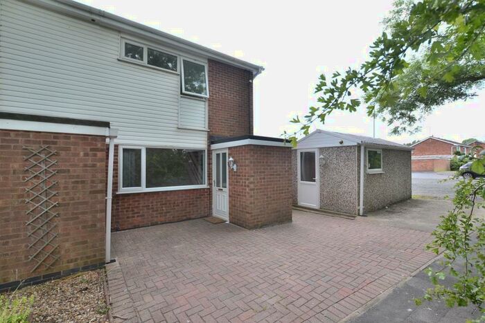 2 Bedroom Town House To Rent In Lanes Close, Sileby, Loughborough, LE12