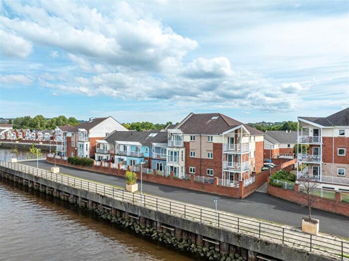 2 Bedroom Apartment For Sale In Grebe Close, Gateshead, NE11