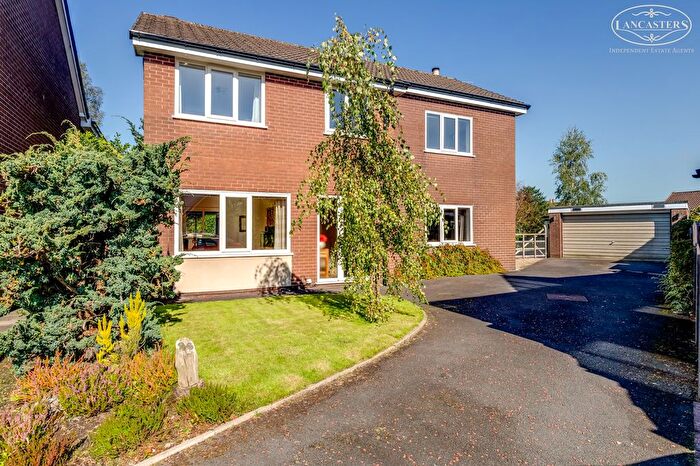 5 Bedroom Detached House For Sale In The Cheethams, Blackrod, Bolton, BL6