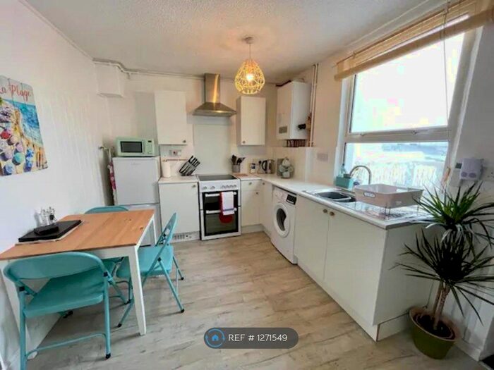 2 Bedroom Semi-Detached House To Rent In Harbour Cottages, Falmouth TR11