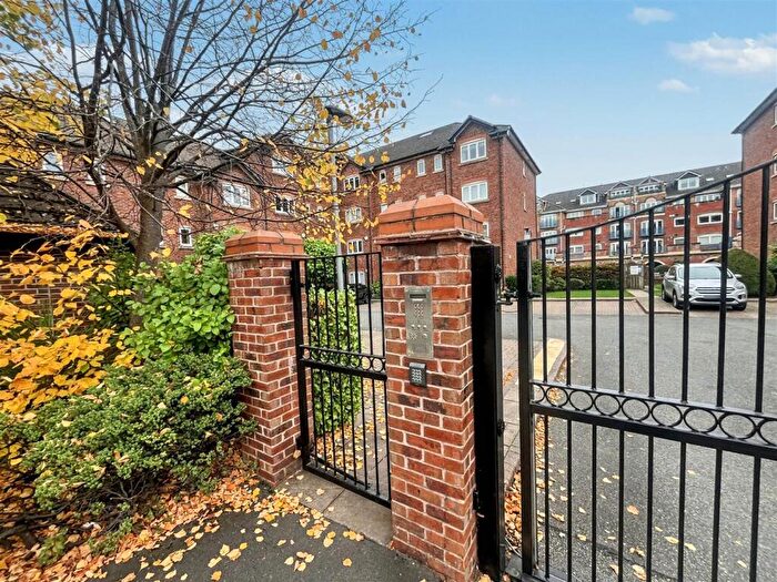 2 Bedroom Apartment For Sale In Bridgewater Street, Sale, M33