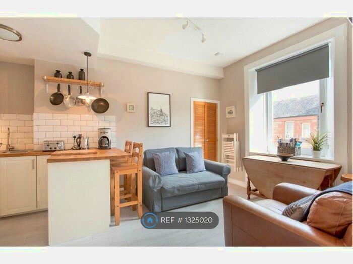 1 Bedroom Flat To Rent In Milton Street, Edinburgh EH8