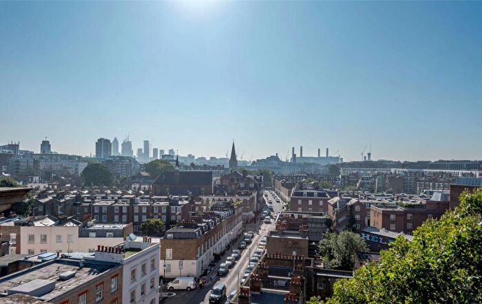 3 Bedroom Flat For Sale In Sloane Square, SW1A