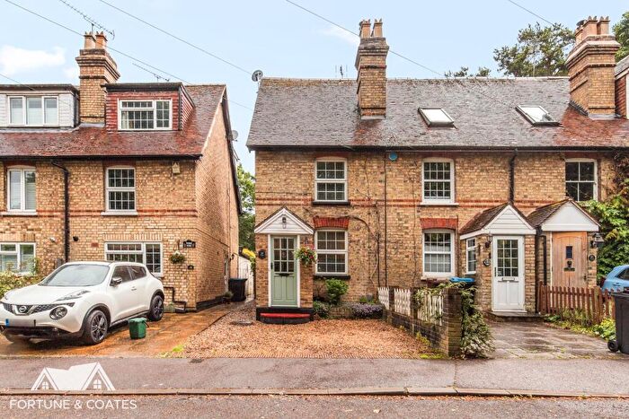 2 Bedroom End Of Terrace House For Sale In Park Lane, Harlow, CM20