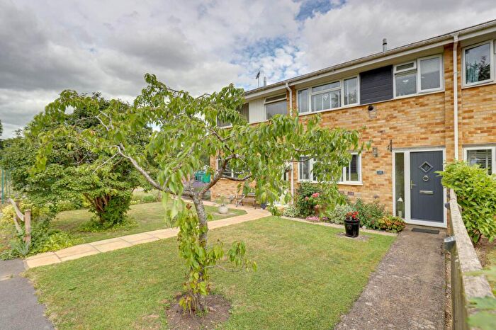 3 Bedroom Terraced House For Sale In Ragley Mews, Caversham Park Village, Reading, RG4