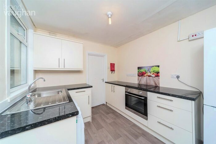 4 Bedroom Terraced House To Rent In Bear Road, Brighton, BN2